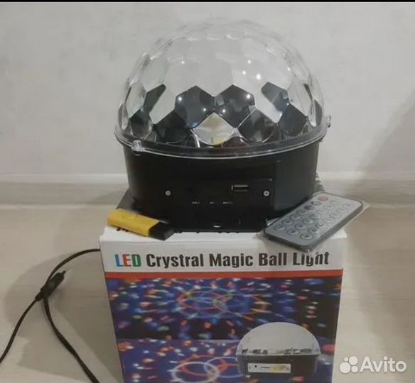 Шоколадный фонтан и светодиодный шар