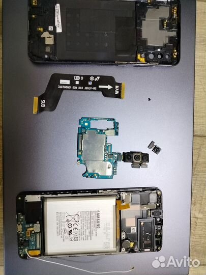 Samsung Galaxy A70 SM-A705FN/DSM 128gb