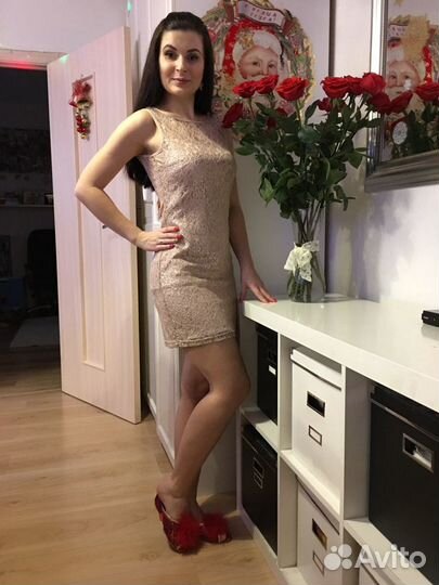 Платье нарядное