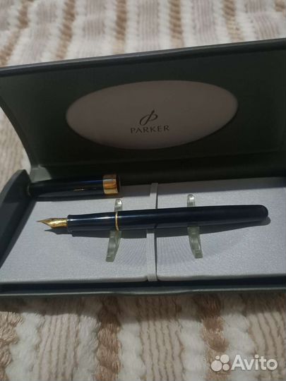Перьевая ручка Parker
