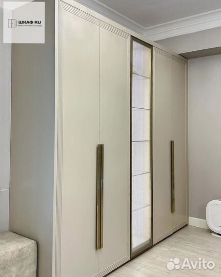 Шкаф распашной с фрезеровкой