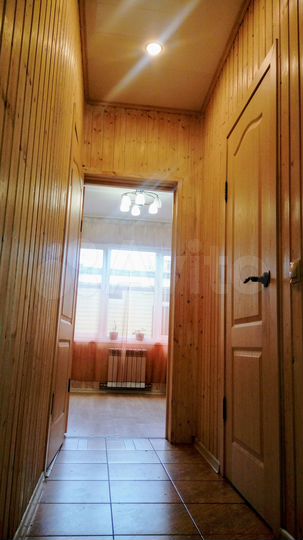 Комната 37 м² в 1-к., 2/3 эт.