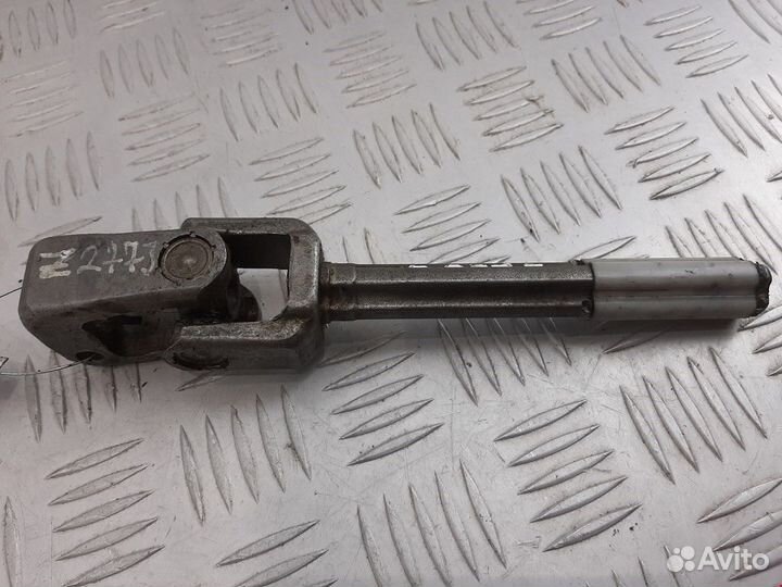 Рулевой карданчик Volkswagen Golf 3 1999