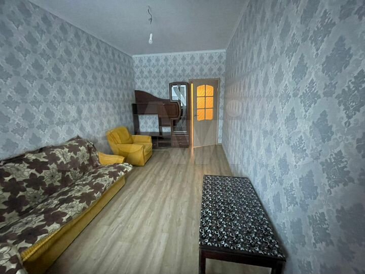 2-к. квартира, 60 м², 7/17 эт.