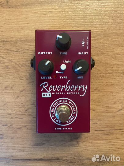 Гитарная педаль реверберации AMT Reverberry RY-1