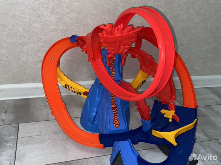 Hot wheels трек новый