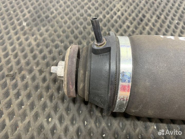 Амортизатор кабины передний