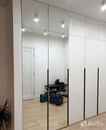 Шкафы в прихожую от мебельной фабрики