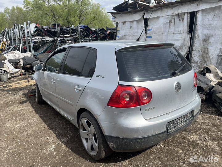 В разборе volkswagen golf 5 2.0 FSI BLY АКПП