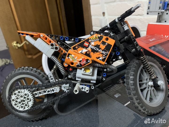 Lego teknick кроссовый мотоцикл