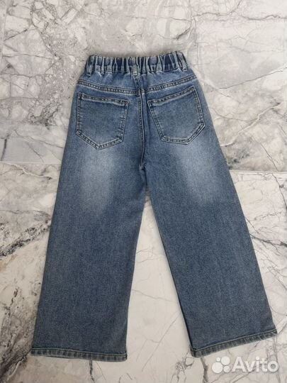 Джинсы голубые для девочки (новые)