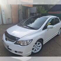 Honda Civic 1.8 MT, 2008, 281 000 км, с пробегом, цена 650 000 руб.