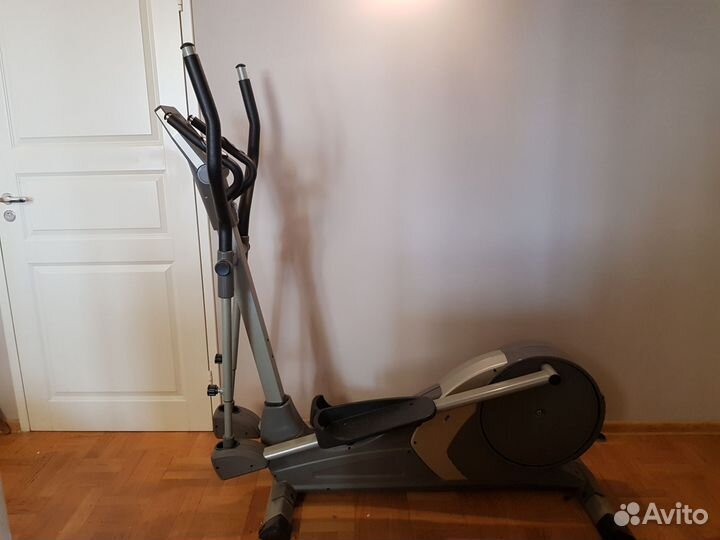 Эллиптический тренажер torneo
