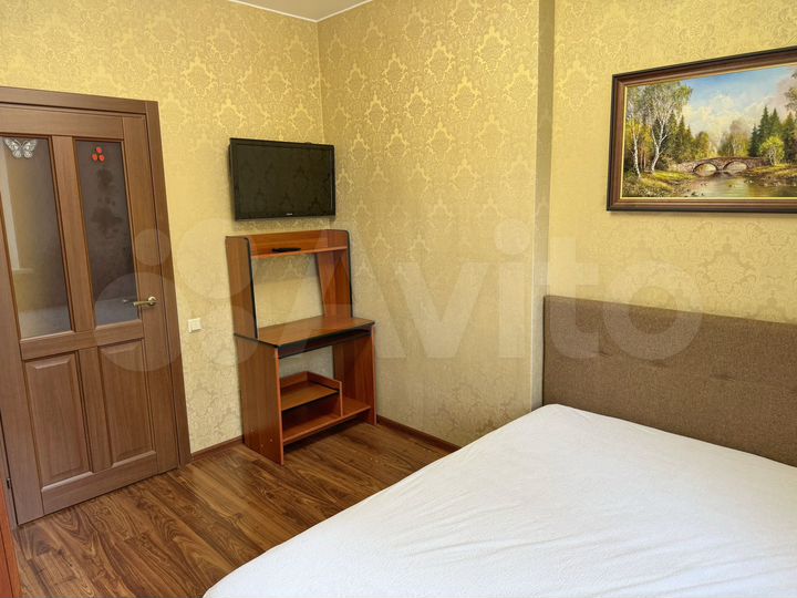 2-к. квартира, 54 м², 1/4 эт.