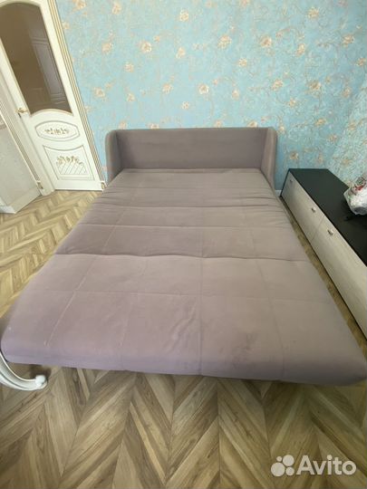 Прямой диван Ascona