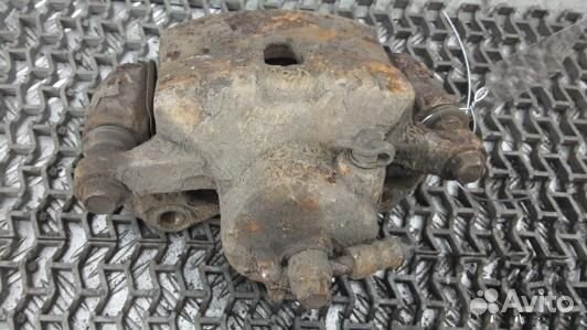 Суппорт тормозной передний правый KIA CEE'D 2 (JD)