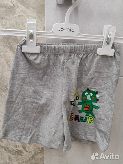 Футболка и шорты 104 новый