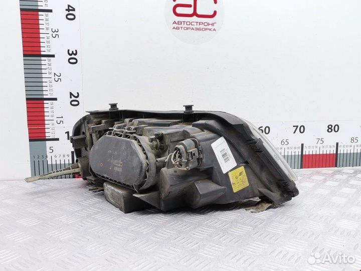 Фара передняя для Seat Alhambra 7M7941015N