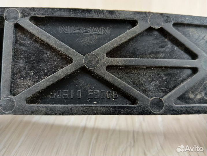 Ручка двери наружная передняя правая Nissan