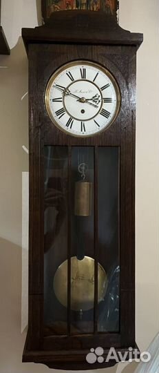 Старинные настенные часы