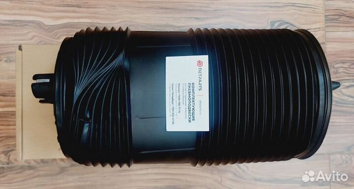 Пневмобаллон задний Bentley Bentayga