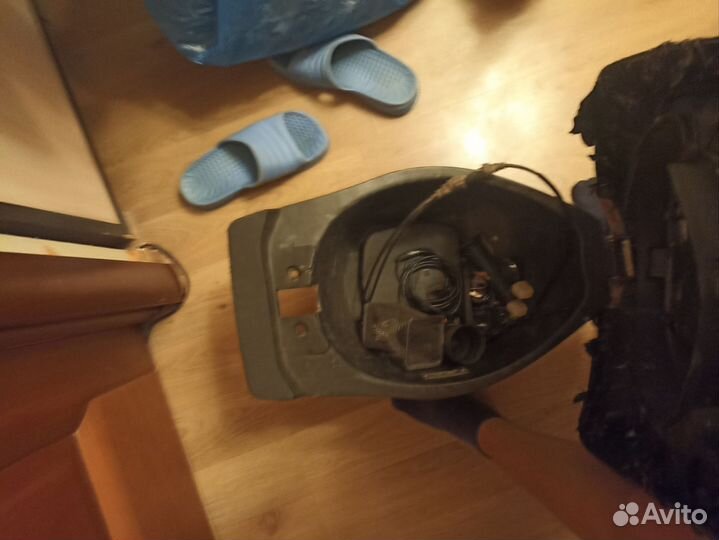 Продам сиденье от скутер