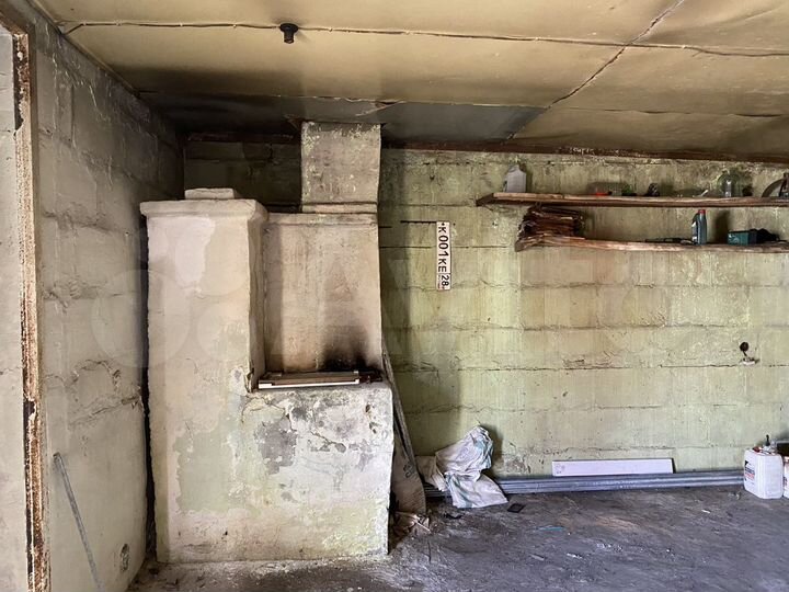 Гараж, > 30 м²