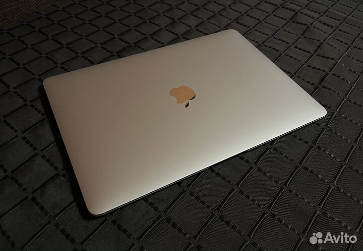 Ноутбук Apple Macbook Air 13 m1 2020 8/256