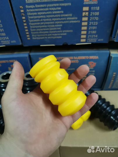 Комплект пыльников и отбойников на Стойки Ваз