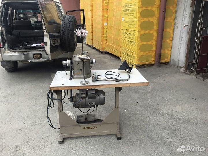 Машина скорняжная Strobel 141-40