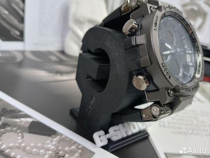 Наручные часы Casio G-Shock MTG-B1000 black мощные