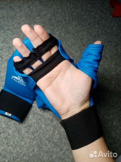 Накладки для карате Falcon