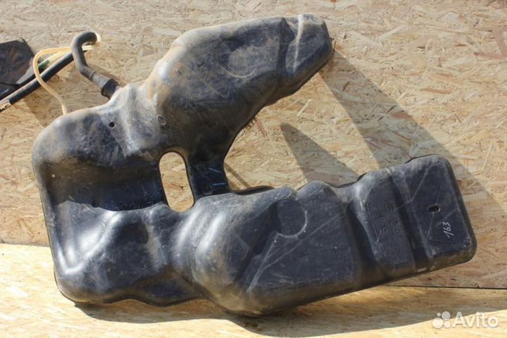 Бак топливный Audi Q7 2005 2015