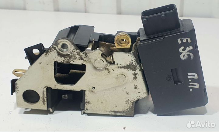 Замок двери передней правой BMW E36