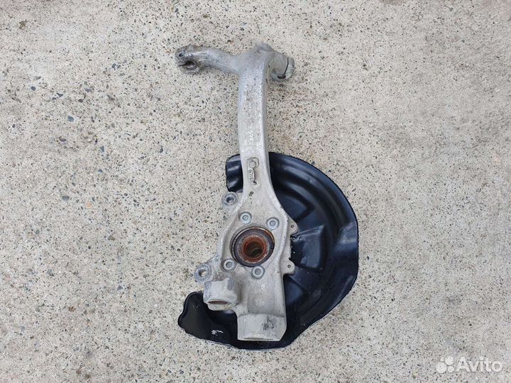 Кулак передний левый для Audi A6 C6