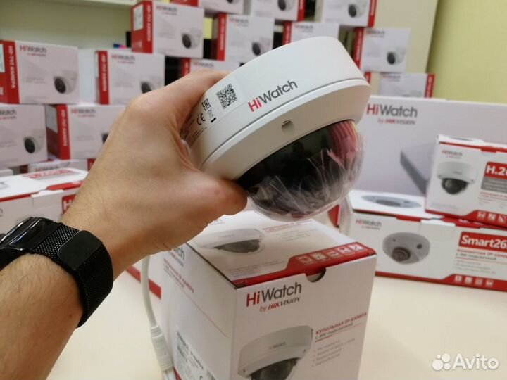 Купольная камера с exir DS-I458Z 2.8-12mm Hiwatch