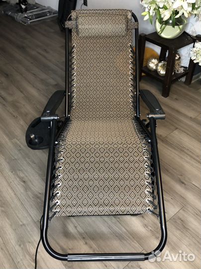 Кресло Шезлонг со столиком