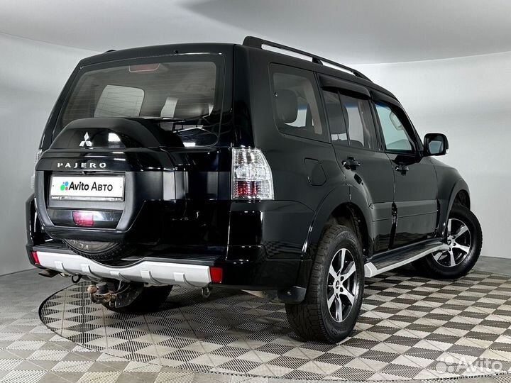 Mitsubishi Pajero 3.0 AT, 2015, 285 301 км