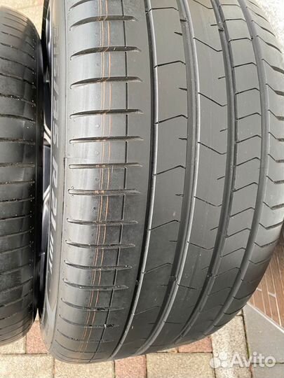 Pirelli P Zero 275/40 R21 и 315/35 R21