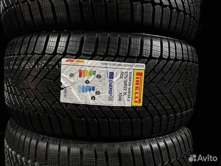 Pirelli Scorpion Winter 2 315/30 R22 и 275/35 R22 108V