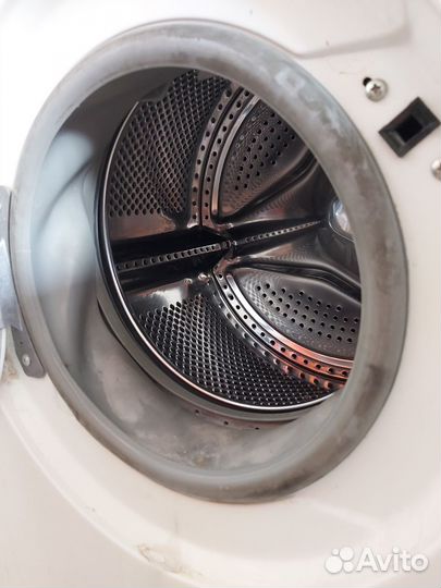 Стиральная машина indesit