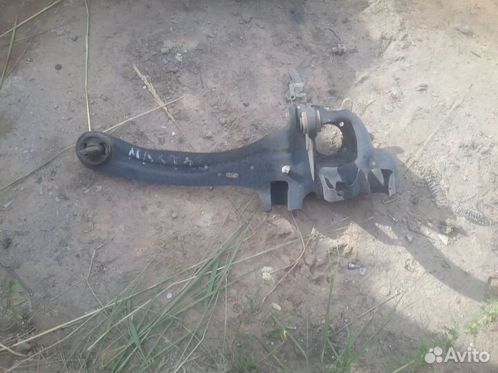 Мазда 3 2012 год рычаги задние