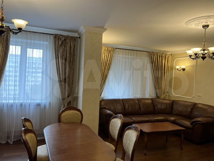 2-к. квартира, 90 м², 10/19 эт.