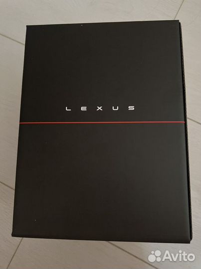 Ежедневник Lexus