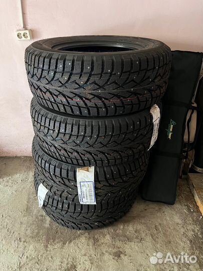 Toyo Observe G3-Ice 285/60 R18