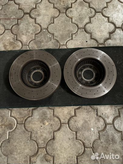 Тормозные диски перед Mercedes w205 (2020)