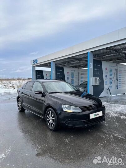 Volkswagen Jetta 1.6 AT, 2013, 300 000 км