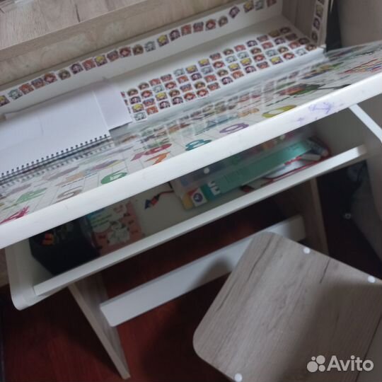 Детская парта со стулом