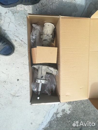 Стойки передний для хендай туксон