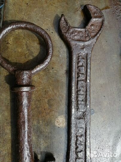 Ключи старинные